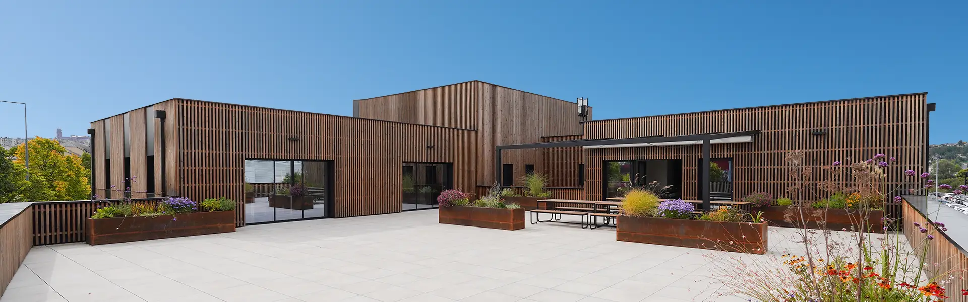 agence 3A cabinet negre couv